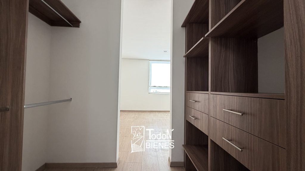 CASA VENTA PROVENZA Lomas de Angelópolis Cascatta Puebla