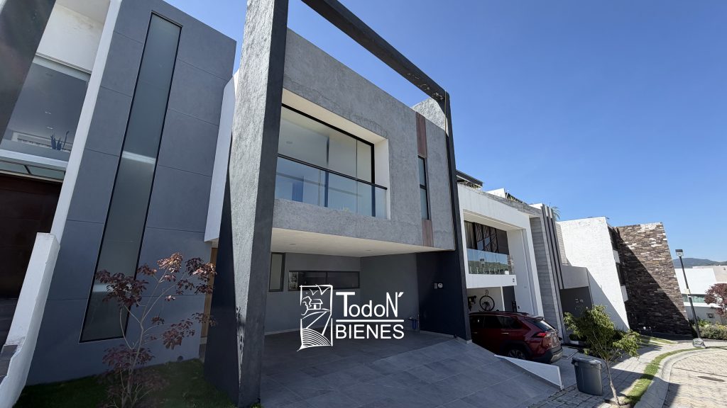 CASA VENTA PARQUE NAYARIT Lomas de Angelópolis Cascatta Puebla