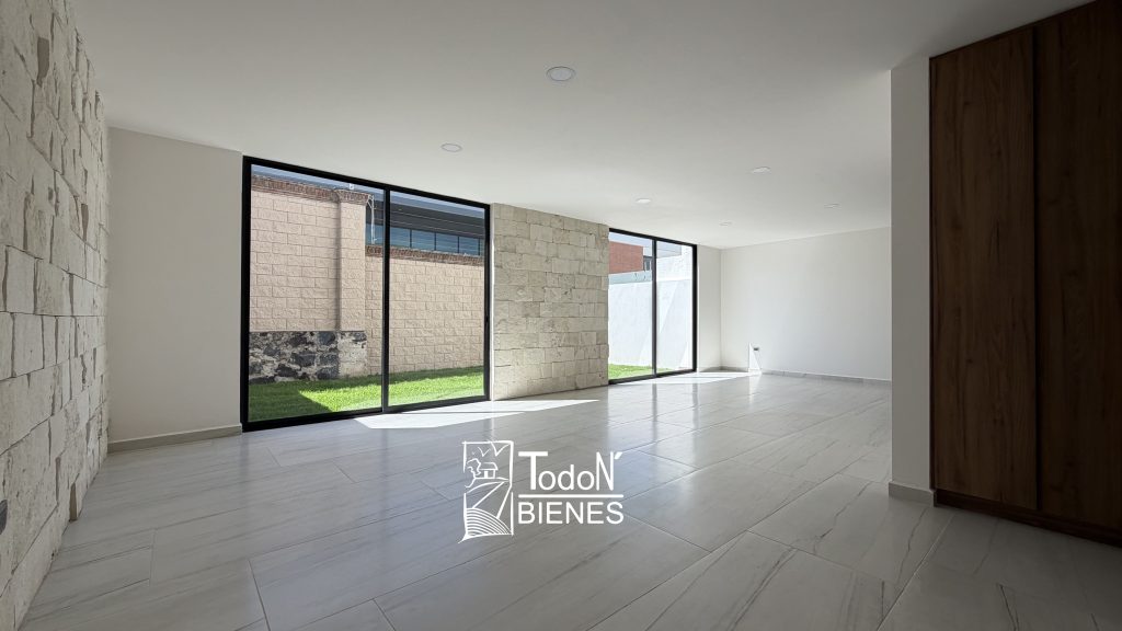 CASA VENTA PARQUE NAYARIT Lomas de Angelópolis Cascatta Puebla