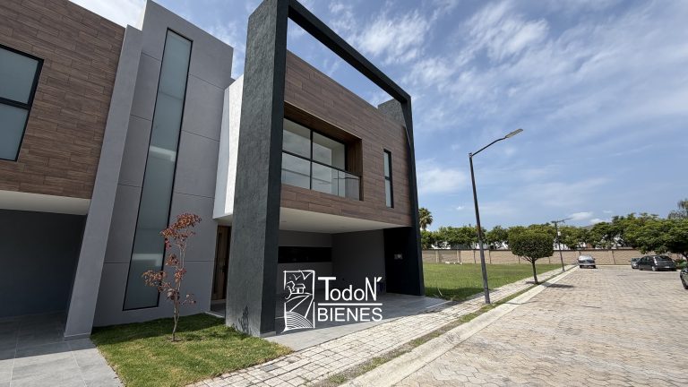 CASA VENTA PARQUE SONORA Lomas de Angelópolis CASCATTA Puebla