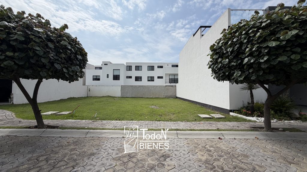 TERRENO VENTA CHIHUAUA Lomas de Angelópolis Cascatta Puebla